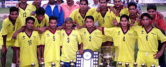 Akranta Team after winning Dehradun Super League 2004